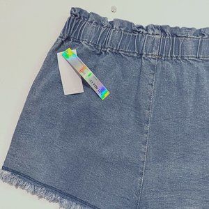 NWT Tinseltown Juniors Pull-On Denim Shorts Medium